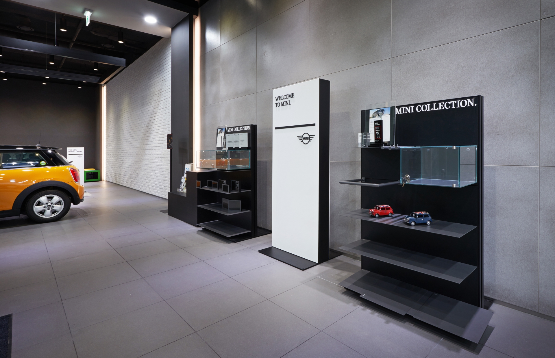 MINI Sales Interior(7).jpg